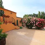 Lantgård Poggio Montali Monte Roberto