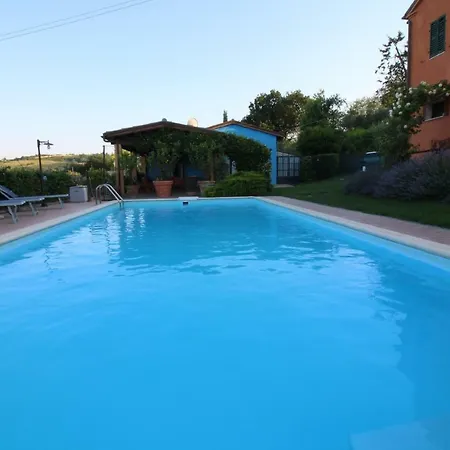 Poggio Montali * Monte Roberto