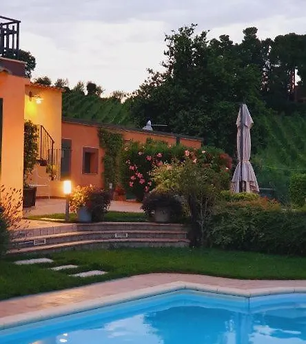 Poggio Montali Agroturismo *