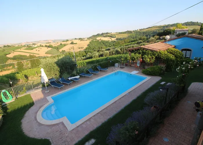 Poggio Montali Agroturismo Monte Roberto