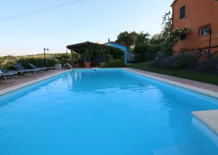 Poggio Montali * Monte Roberto