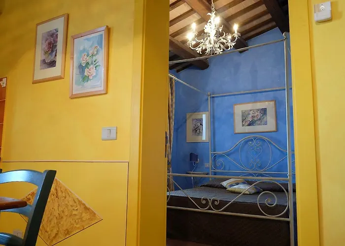 مزرعة للإقامة Poggio Montali مونتي روبيرتو
